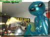 blowupalien.jpg (56911 bytes)