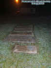 flatstonebabyburial.jpg (40878 bytes)