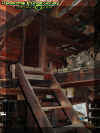 loft.jpg (37002 bytes)